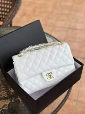 Classic Medium Flap Bag