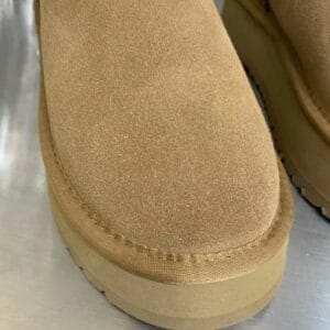 Classic Ultra Mini Boot