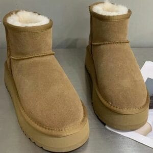 Classic Ultra Mini Boot