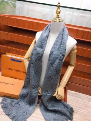 Logomania Scarf Pearl