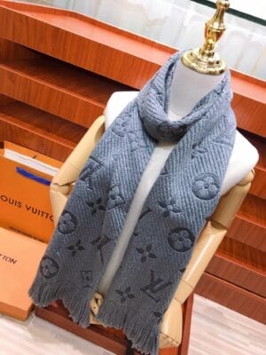 Logomania Scarf Pearl