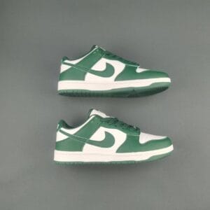 Nike Dunk Low Retro Panda