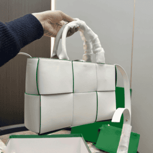 The Arco Medium Leather Tote Bag white