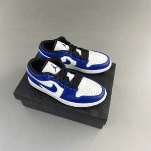 Air Jordan 1 Low Retro