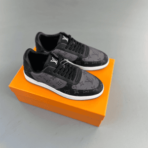 Louis Vuitton Rivoli Sneaker