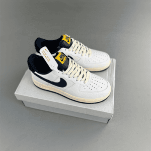 Nike Air Force 1 Low Gym Red Sail