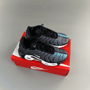 Nike Air Max Plus Black Pink