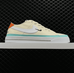 Nike Court Legacy Lift Sneaker