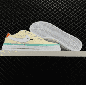 Nike Court Legacy Lift Sneaker