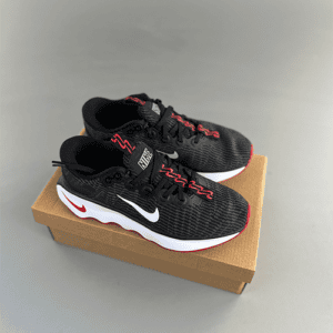 Nike Motiva Road Runner