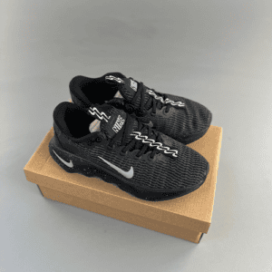 Nike Motiva Road Runner
