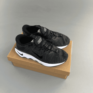 Nike Motiva Road Runner