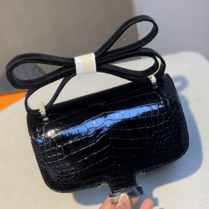 Constance 18 Alligator Black