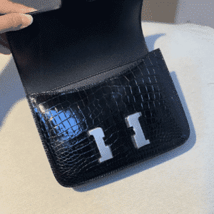 Constance 18 Alligator Black