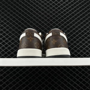 LV Reps Rivoli Sneaker (7)