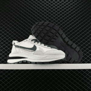 Nike Reps x Sacai Vaporwaffle 2